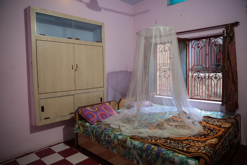 Somit Paying Guest House Varanasi Exterior foto