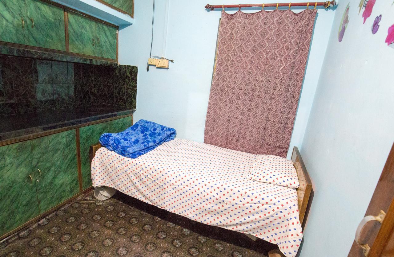 Somit Paying Guest House Varanasi Exterior foto