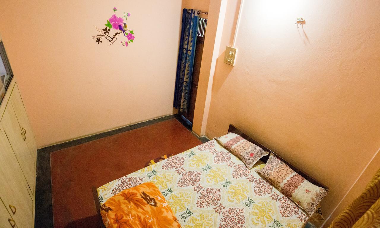Somit Paying Guest House Varanasi Exterior foto